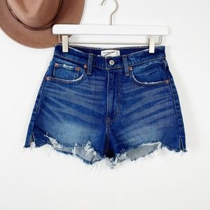 Abercrombie & Fitch The Curvy Short High Rise Size 25